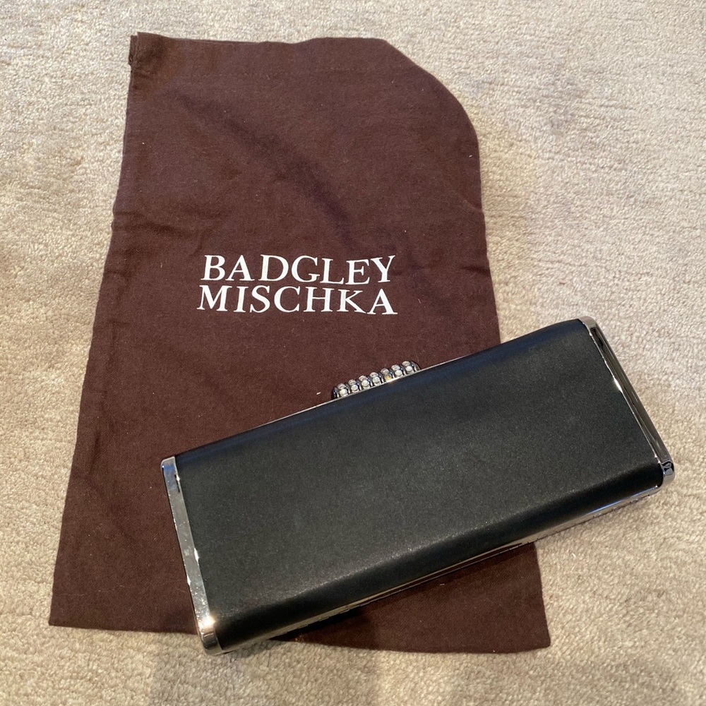 BADGLEY MISCHKA CLUTCH